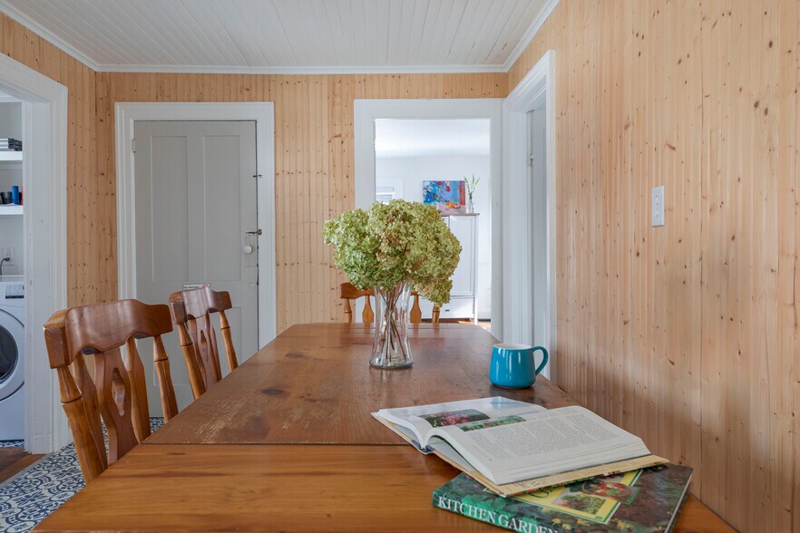 More Photos Of 396 Austin Rd, Jefferson Hospitality For Sale