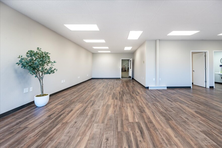 More Photos Of 2151 Van Horn Rd, Fairbanks Warehouse For Sale