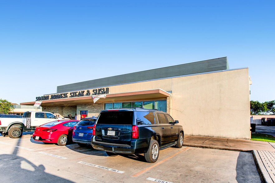 More Photos Of 5301-5317 Bissonnet St, Bellaire Unknown For Lease