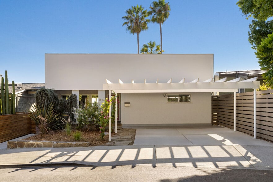 More Photos Of 1642 Elevado St, Los Angeles Multifamily For Sale
