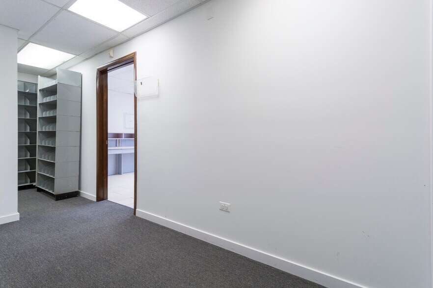 More Photos Of 1835 N 19th Ave, Melrose Park Medical For Lease