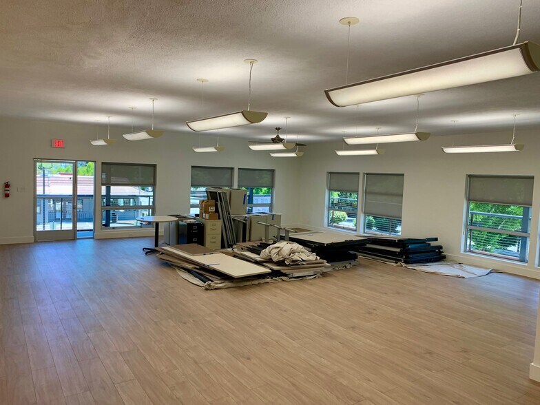 More Photos Of 2130 4th St, San Rafael Office Residential For Lease