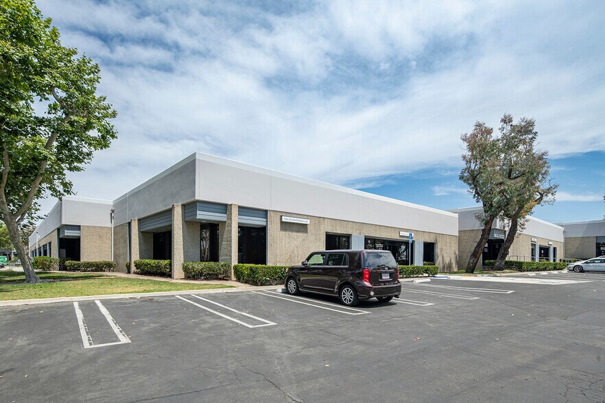 More Photos Of 15791 Rockfield Blvd, Irvine Unknown For Lease