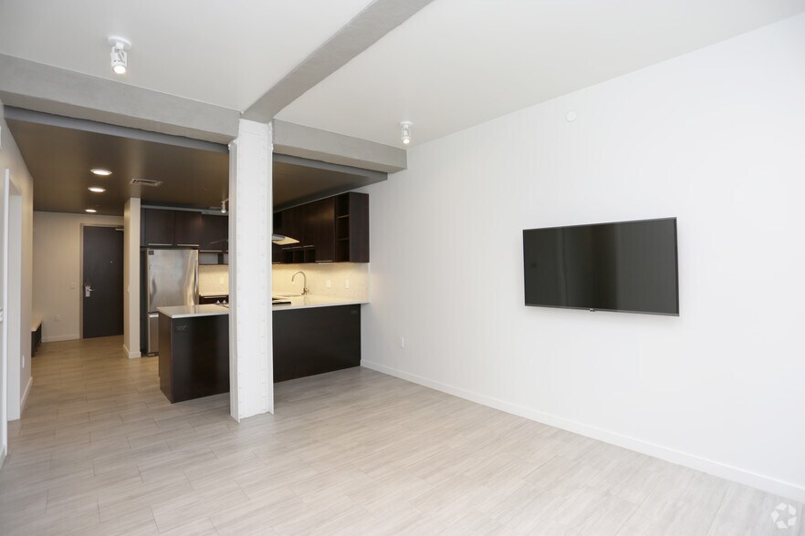 More Photos Of 55 Ionia Ave NW, Grand Rapids Apartments For Sale