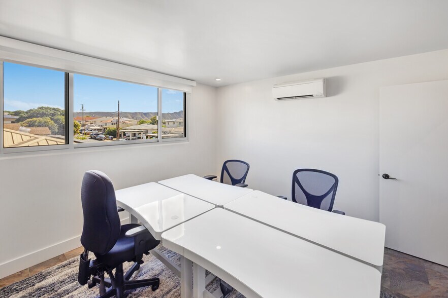 More Photos Of 3112 Mokihana St, Honolulu Loft Creative Space For Sale