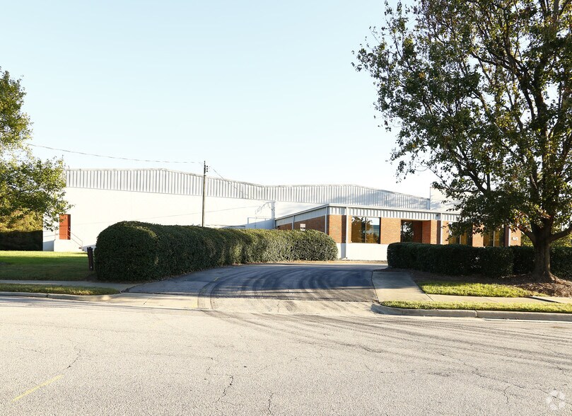More Photos Of 1615 Wolfpack Ln, Raleigh Distribution For Lease