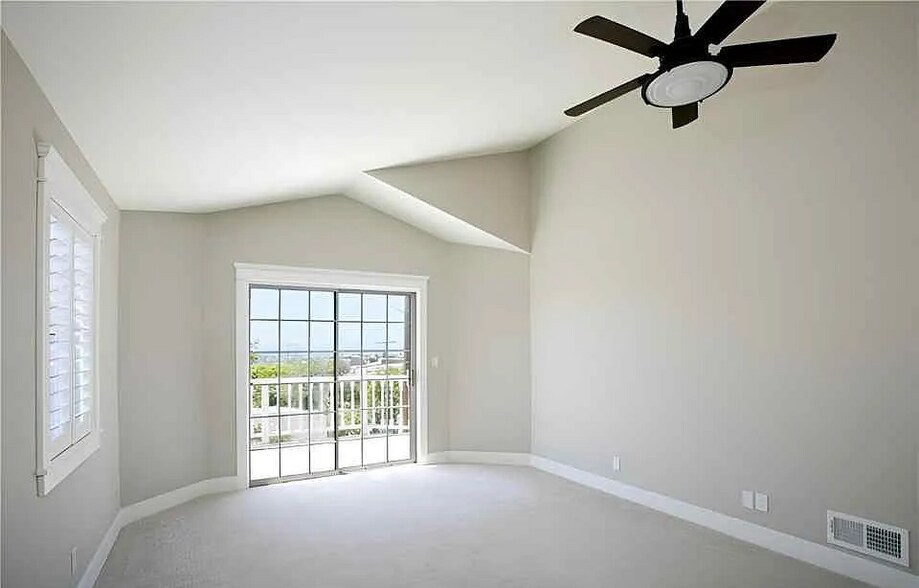 More Photos Of 456 Ocean View Ave, Hermosa Beach Apartments For Sale