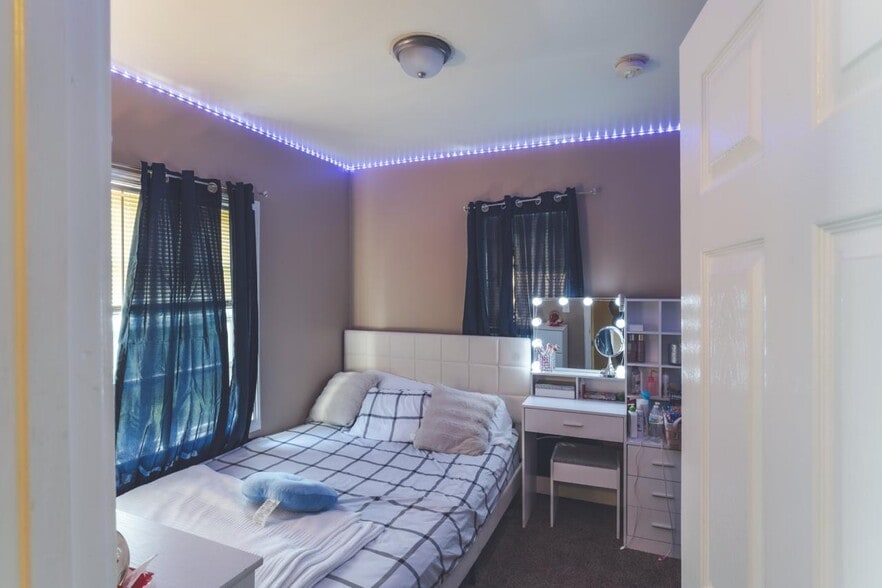 More Photos Of 25 Maynard Ct, Pontiac Apartments For Sale