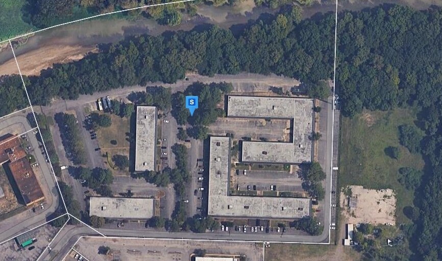 More Photos Of 2500 Mount Moriah Rd, Memphis Office For Lease