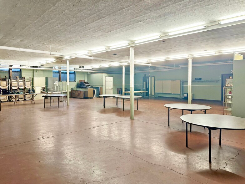 More Photos Of 2511 E Franklin Ave, Minneapolis Religious Facility For Sale