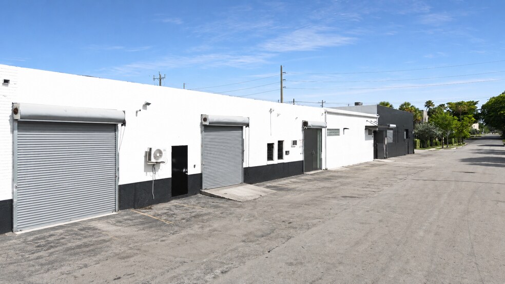 More Photos Of 825 NW 8th Ave, Fort Lauderdale Warehouse For Sale