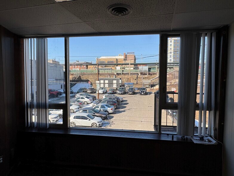 More Photos Of 30-32 N Main St, Port Chester Office For Lease