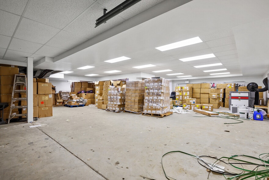 More Photos Of 11 Mayview Rd, Bridgeville Office For Sale