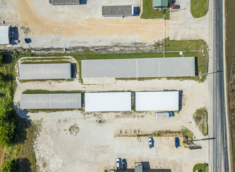 More Photos Of 1309 N Stemmons St, Sanger Self Storage For Sale