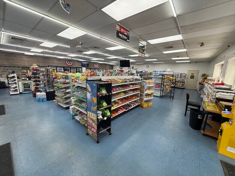More Photos Of 272 Pitman Downer Rd, Sewell Convenience Store For Sale