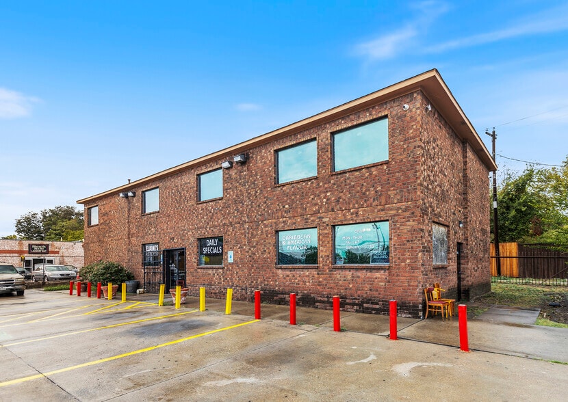 More Photos Of 2717 Martin Luther King Jr Blvd, Dallas Flex For Sale