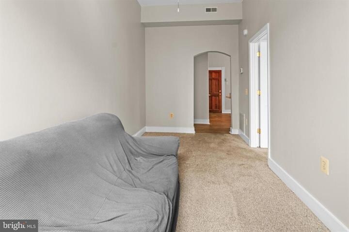 More Photos Of 2112 Fleet St, Baltimore Bar For Sale