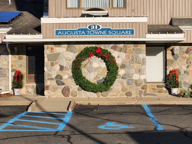 More Photos Of 31-33 US Highway 206, Augusta Medical For Lease