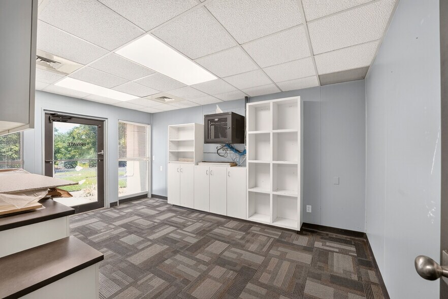 More Photos Of 6717 NW 11th Pl, Gainesville Medical For Lease
