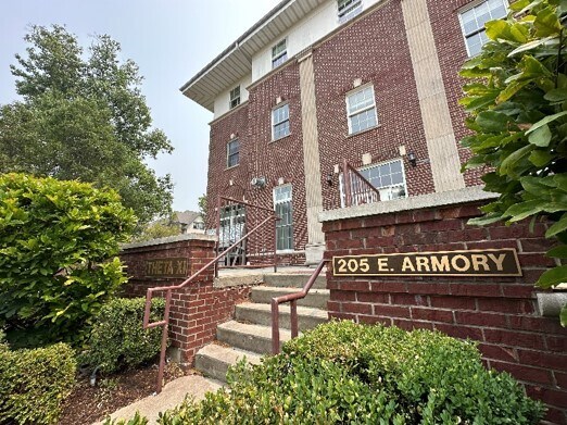 More Photos Of 205 E Armory Ave, Champaign Sorority Fraternity House For Sale