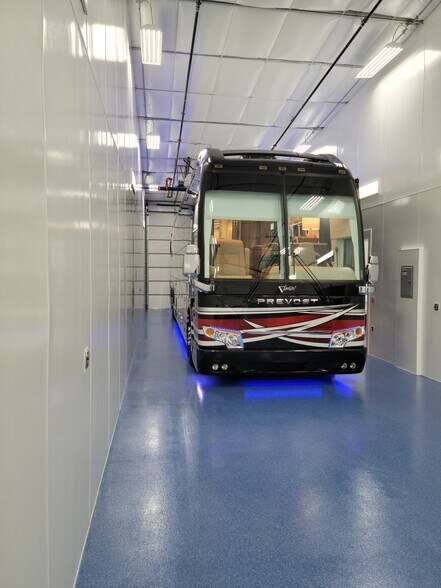 More Photos Of 5905 Ford Ave, Las Vegas Self Storage For Sale