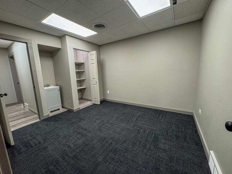 More Photos Of 302 Missouri Ave, Deer Lodge Freestanding For Sale