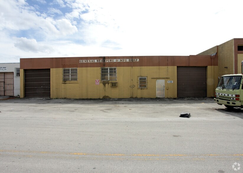 More Photos Of 1022 E 33rd St, Hialeah Warehouse For Lease
