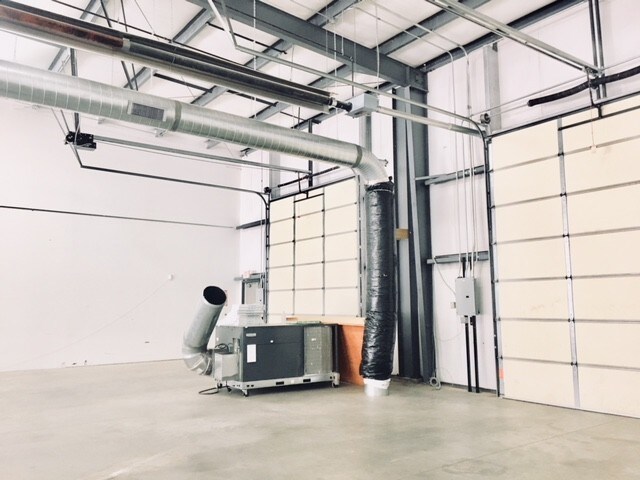 More Photos Of 332 Mountain View Dr, Johnstown Warehouse For Lease