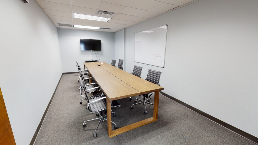 More Photos Of 7701 N Lamar Blvd, Austin Unknown For Lease