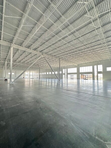 More Photos Of 881 S 200 W, Smithfield Warehouse For Lease