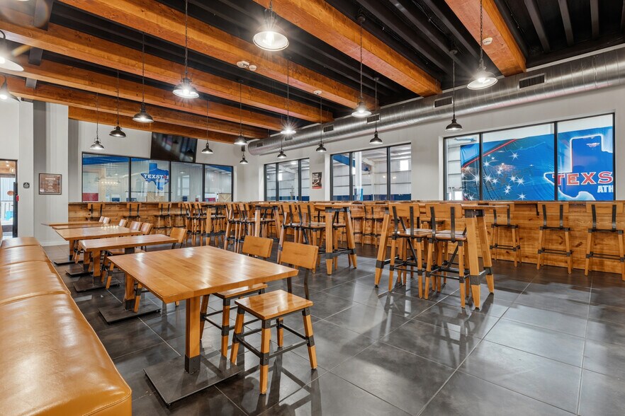 More Photos Of 5505 132nd st, Lubbock Industrial For Sale