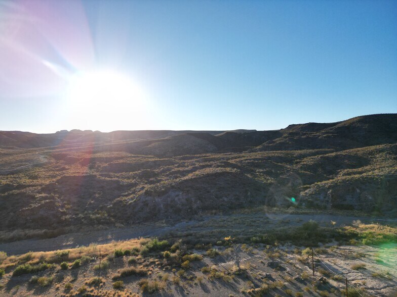 More Photos Of 1800 Cibolo Creek Dr, Shafter Land For Sale