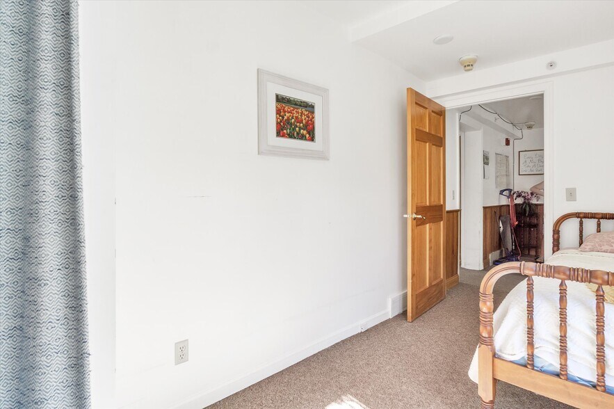 More Photos Of 121 S 5th St, Evansville Assisted Living For Sale