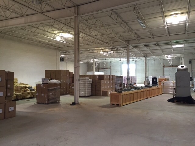 More Photos Of 10410-10426 163rd Pl, Orland Park Manufacturing For Sale