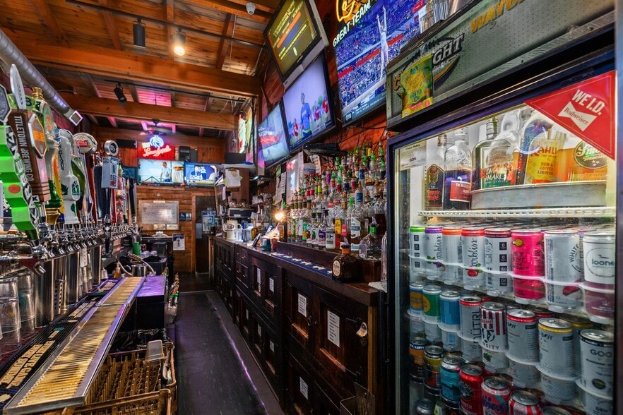 More Photos Of 217 E College Ave, Appleton Restaurant For Sale