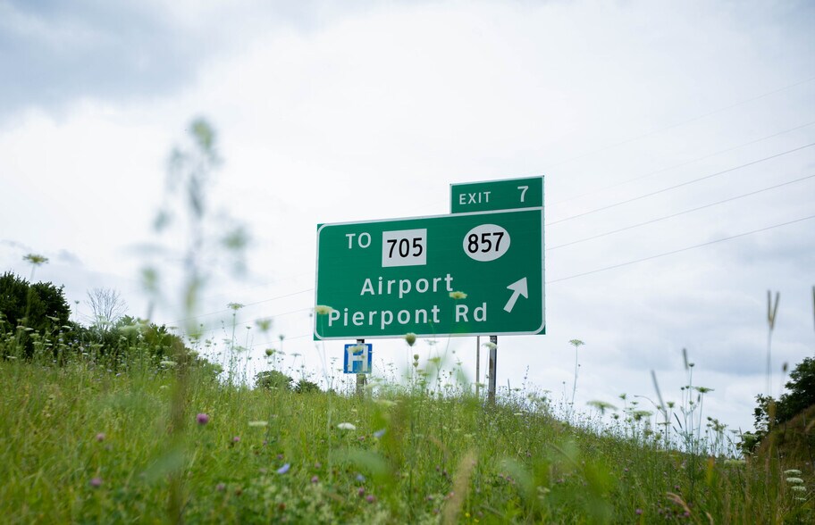 More Photos Of 200 Fort Pierpont Dr, Morgantown Unknown For Lease