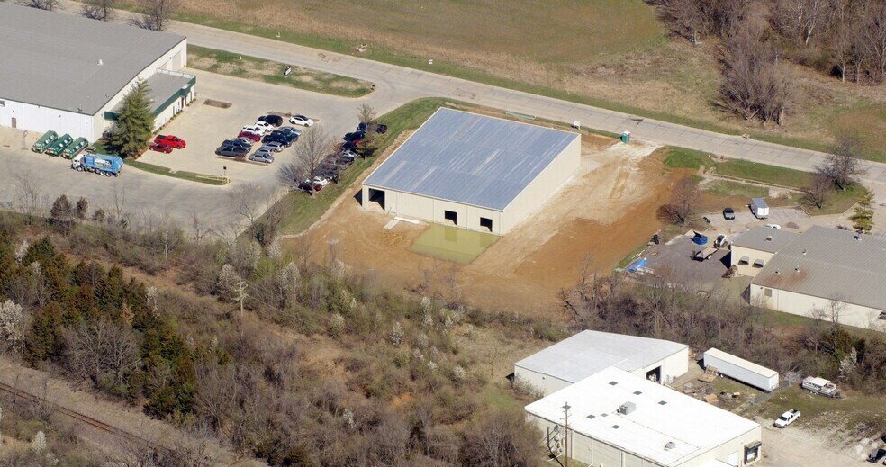 More Photos Of 1510 Progress West Ln, O'Fallon Industrial For Lease