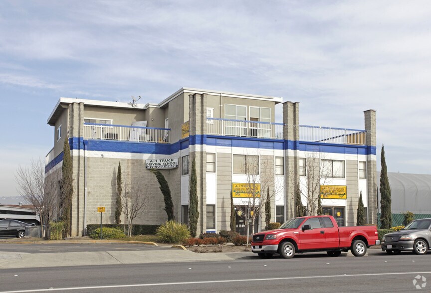 Primary Photo Of 27910 Industrial Blvd, Hayward Light Manufacturing For Lease
