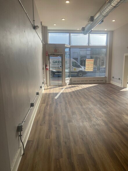 More Photos Of 201 N Wayne St, Piqua Storefront Retail Residential For Lease