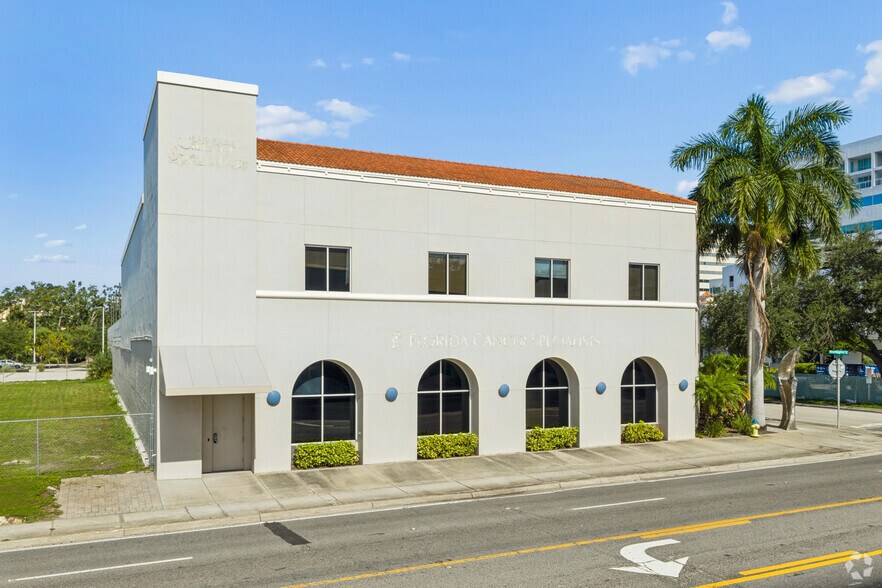 More Photos Of 1970 Golf St, Sarasota Medical For Lease