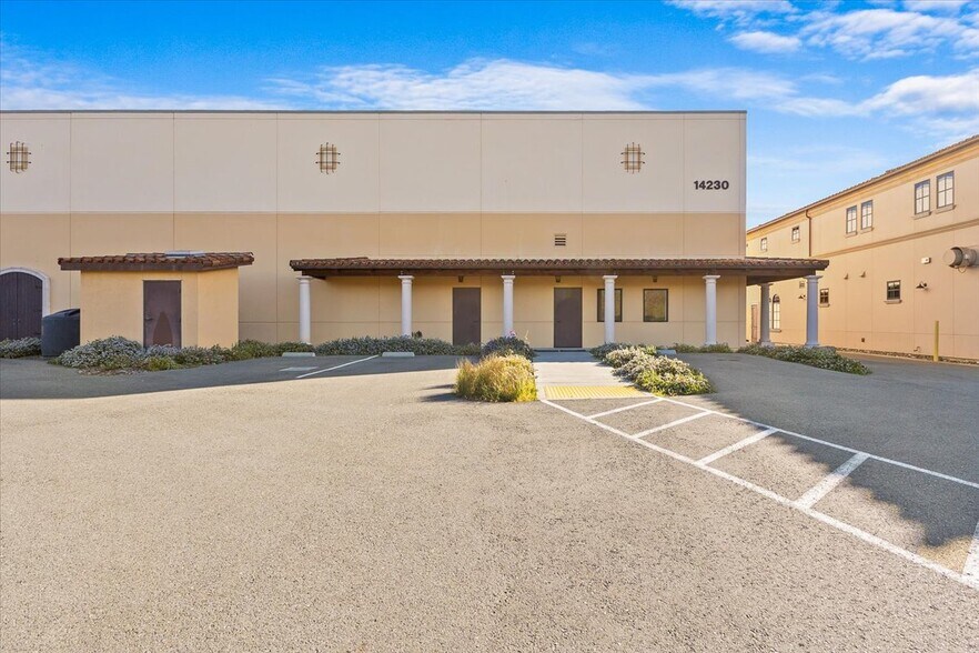 More Photos Of 14210 Bacchus Landing Way, Healdsburg Industrial For Lease