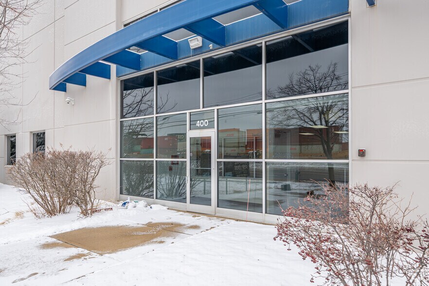 More Photos Of 11101 Franklin Ave, Franklin Park Distribution For Lease