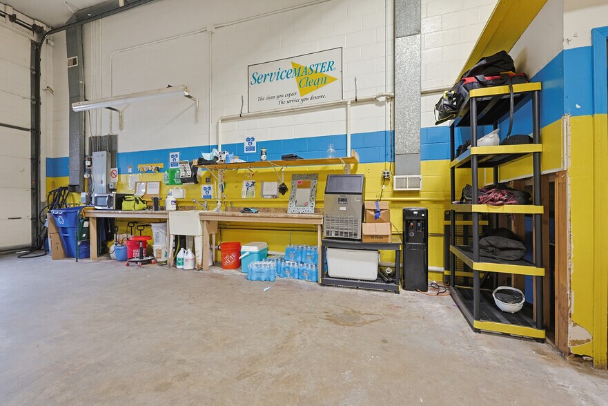 More Photos Of 24-26 Montauk Ave, New London Storefront Retail Residential For Sale