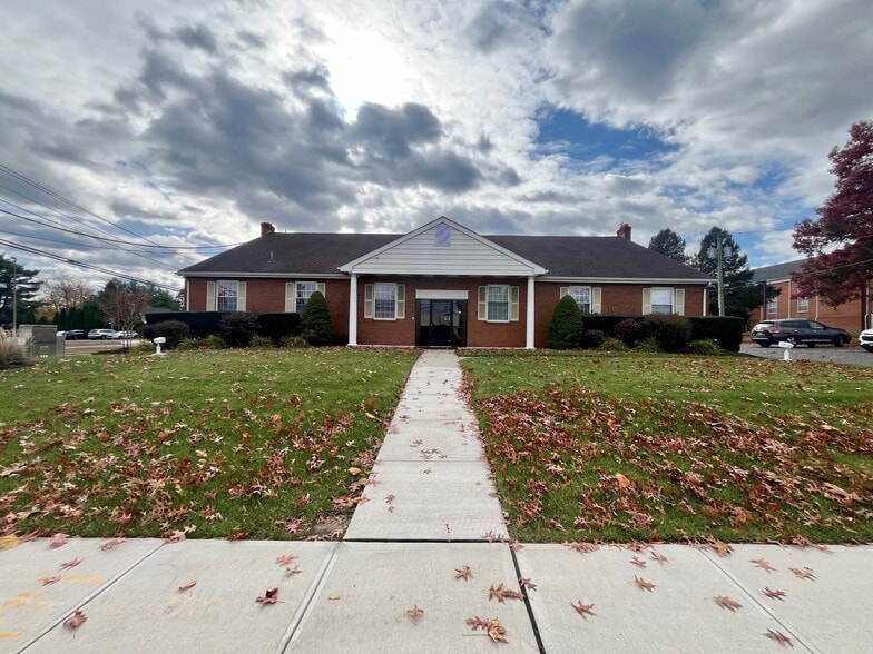 Primary Photo Of 1999 Marlton Pike E, Cherry Hill Medical For Sale