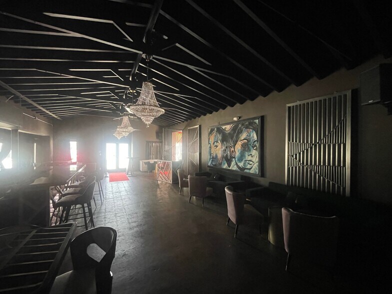 More Photos Of 1517 E Las Olas Blvd, Fort Lauderdale Bar For Lease
