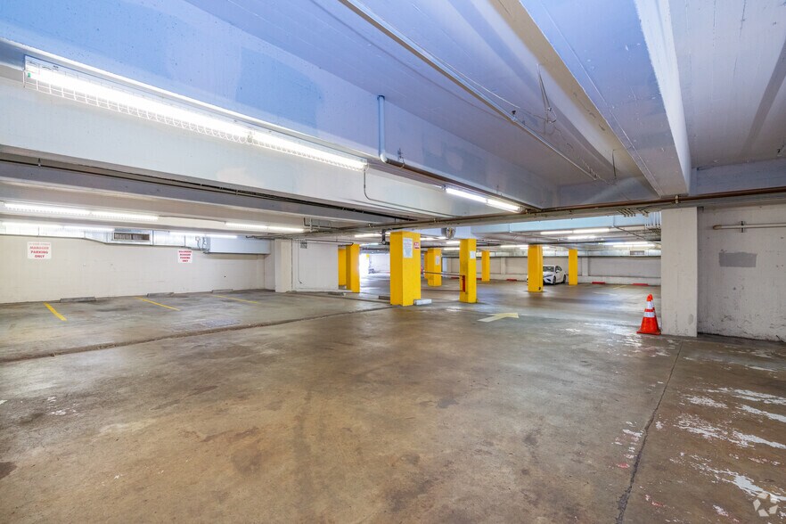 More Photos Of 2145 Market St, San Francisco General Retail For Lease