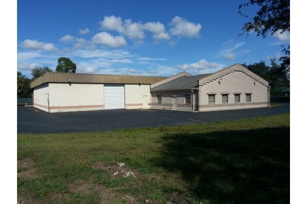 More Photos Of 1634 Barber Rd, Sarasota Manufacturing For Lease