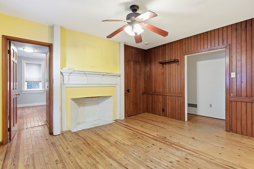 More Photos Of 2695 Main St, Lawrence Apartments For Sale