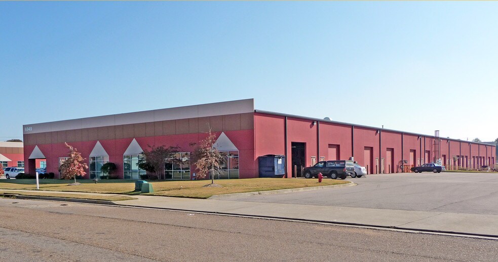 More Photos Of 6949 Appling Farms Pky, Memphis Warehouse For Lease