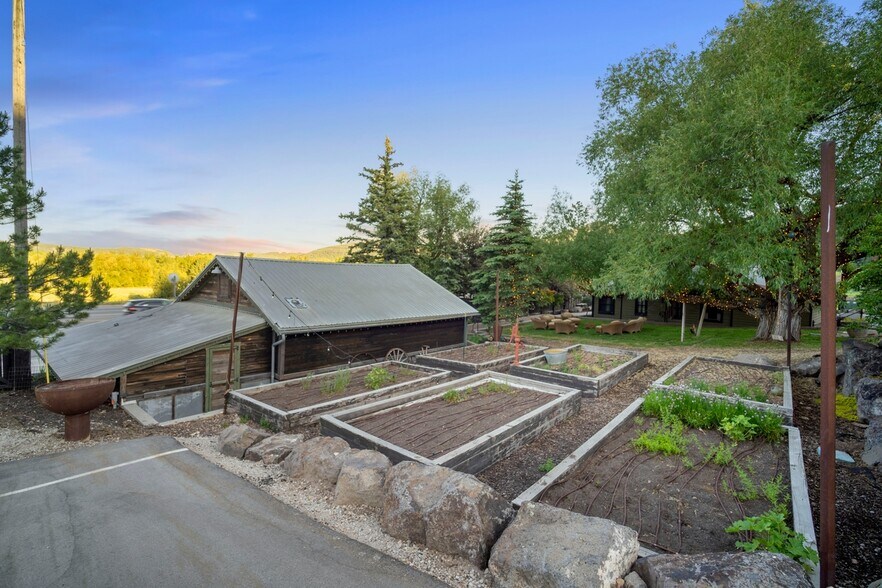 More Photos Of 5373 Highway 224, Park City Medical For Sale